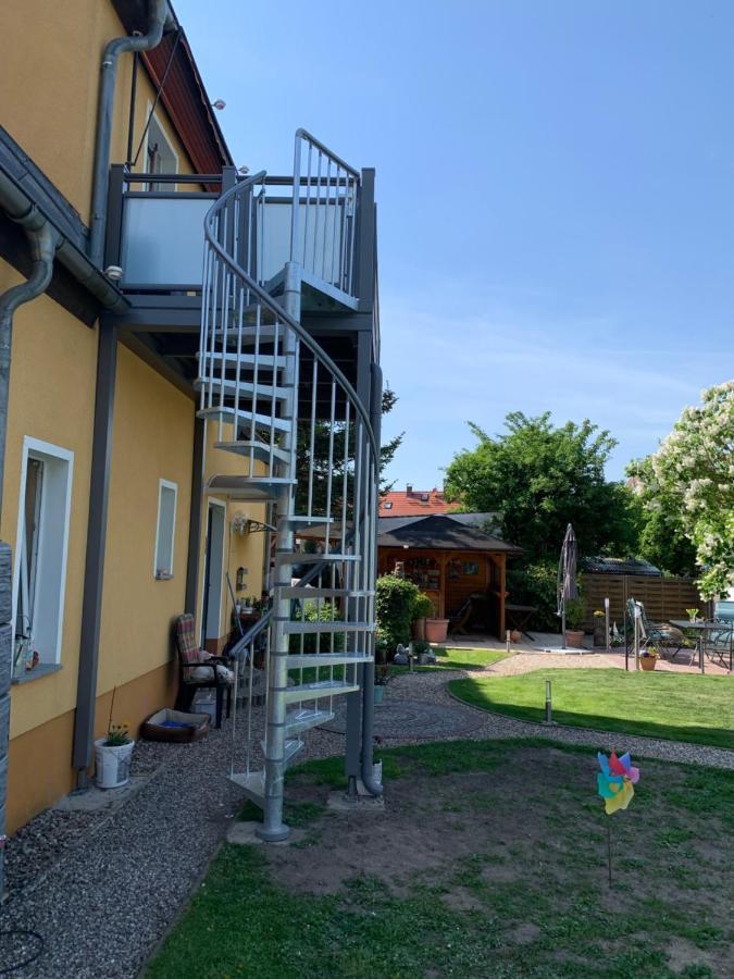 Ferienwohnung Am Schloss Reuterstadt Stavenhagen Экстерьер фото